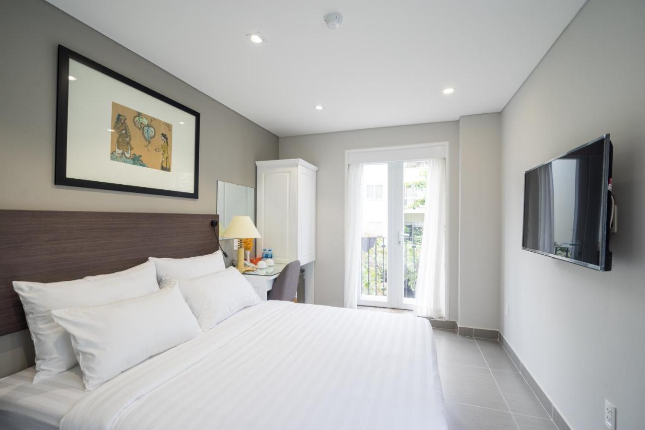 Park Hill Hotel - Phu My Hung Ho Chi Minh City Exterior photo